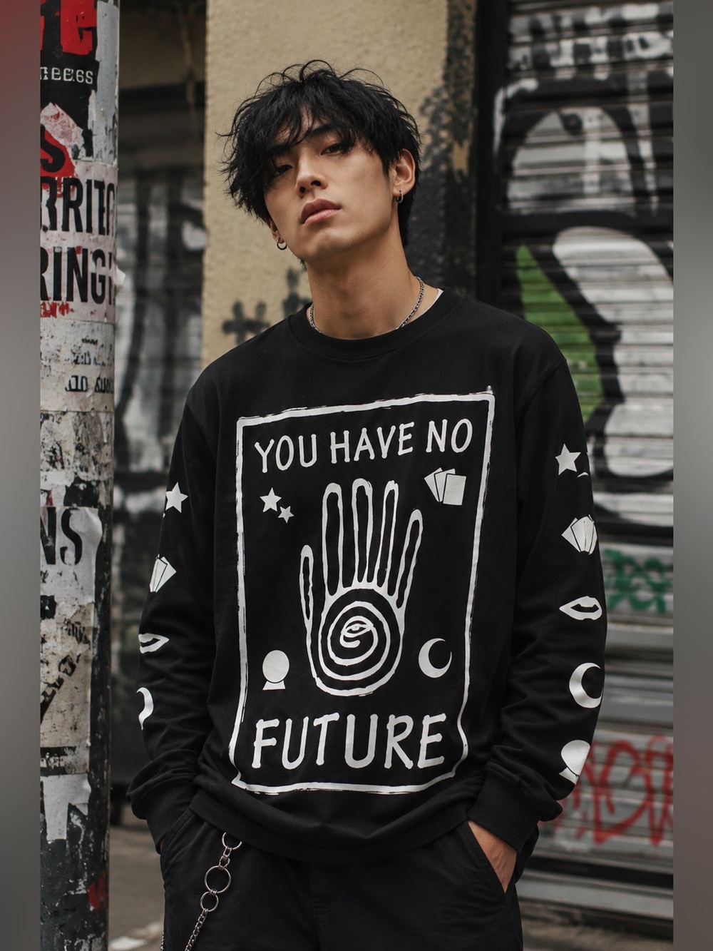 Dongsin Korea Medium Black & White “You Have No Future” Tarot Graphic Sweatshirt